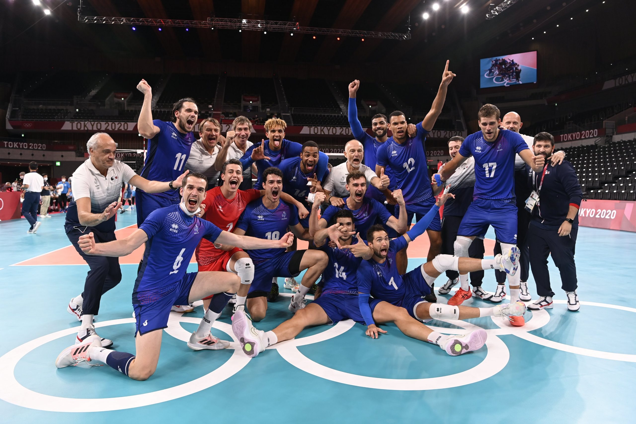 Jogador da seleção francesa de handebol é esfaqueado na noite de ano novo -  Surto Olímpico