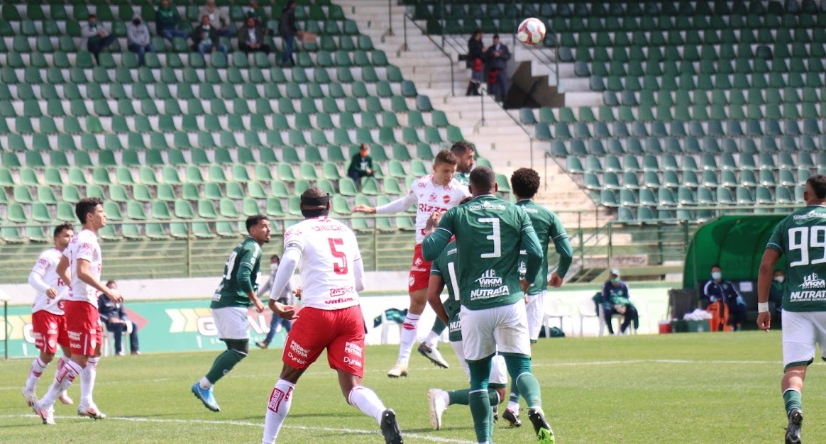 Com revés, Guarani sofre quatro gols no Brinco de Ouro após quatro anos