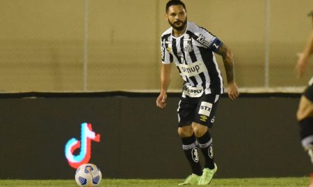 Atuações ENM: Santos joga mal, é derrotado, mas garante a vaga nas quartas