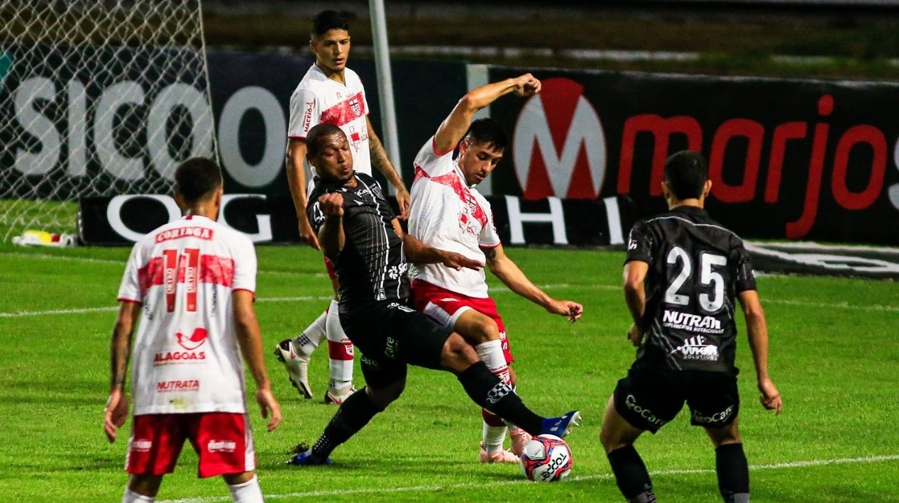 Com empate em Maceió, Ponte Preta escapa do rebaixamento na Série B