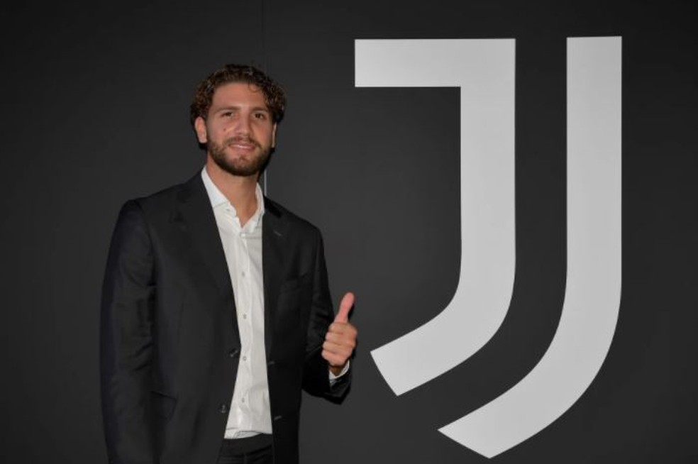 Juventus anuncia Locatelli como novo reforço