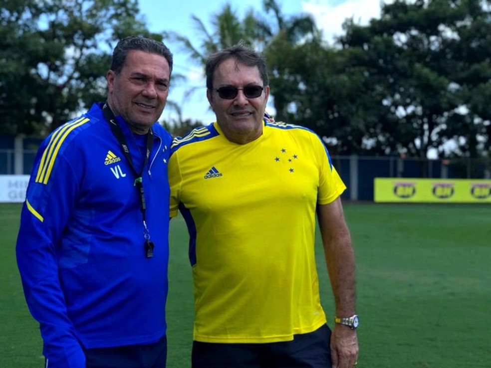 Luxemburgo explica foto com patrocinador do Cruzeiro: 'Encontro de amigos'