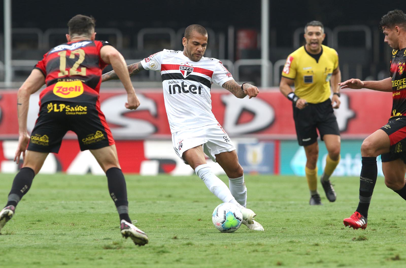 Sport e São Paulo se enfrentam pela Série A