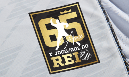 Selo especial que estampará a camisa do Santos neste final de semana