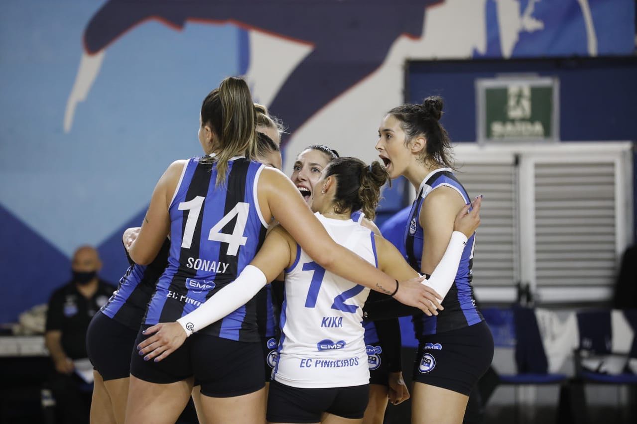 A novíssima equipe de voleibol do Pinheiros estreia com vitória no  Campeonato Paulista - Esporte Clube Pinheiros