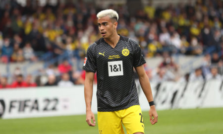 Reinier com a camisa do Borussia Dortmund