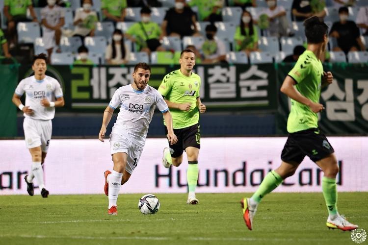 Bruno Lamas, do Daegu FC, projeta duelo contra o Nagoya Grampus pelas oitavas de final da Liga dos Campeões da Ásia