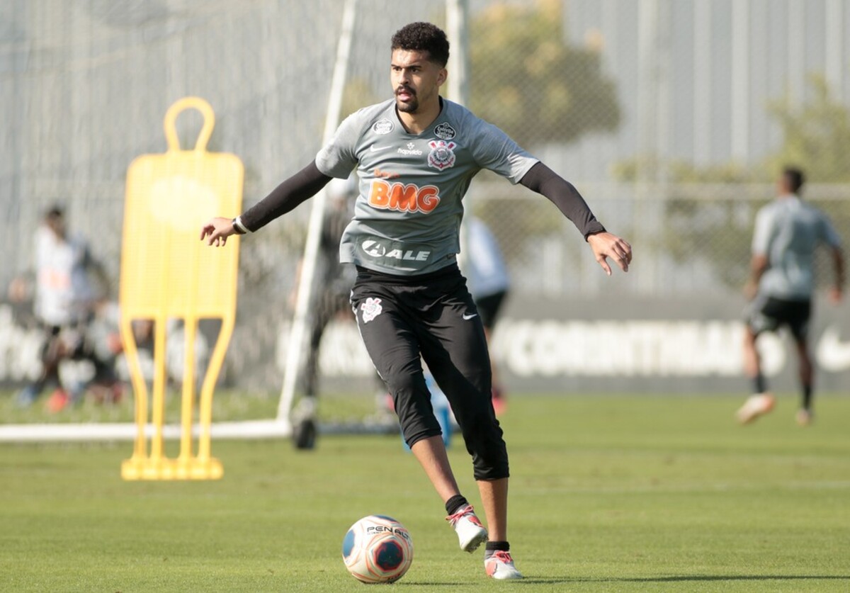 Léo Santos integra Sub-23 do Corinthians para jogo decisivo no Brasileirão de Aspirantes