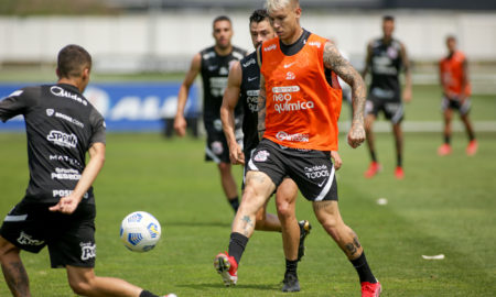 Róger Guedes em treino do Corinthians