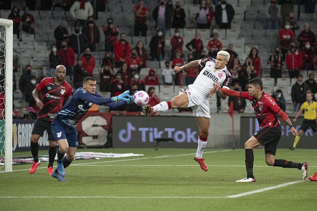 Análise: Mesmo desfalcado, Flamengo garante empate contra o Athletico-PR