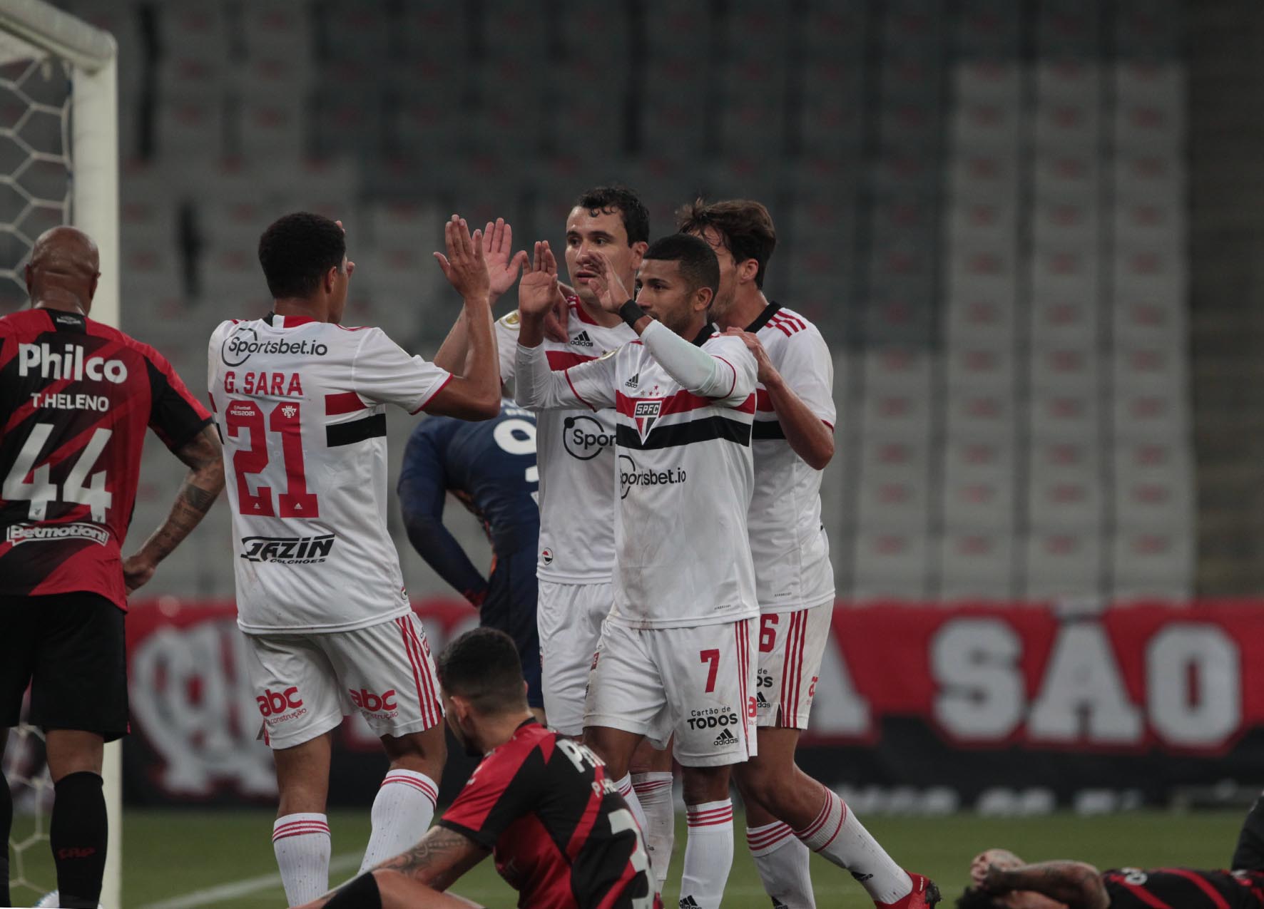 São Paulo x Athletico: quatro vantagens para o Tricolor vencer em casa