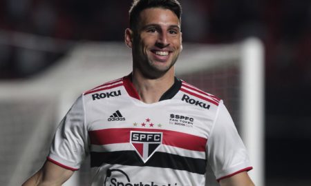 Calleri diz estar recuperado de lesão e afirma: ‘queremos jogar a Libertadores’