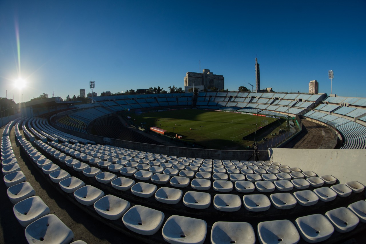 Governo do Uruguai confirma finais da Libertadores e Sul-Americana com 100% da capacidade do Centenário