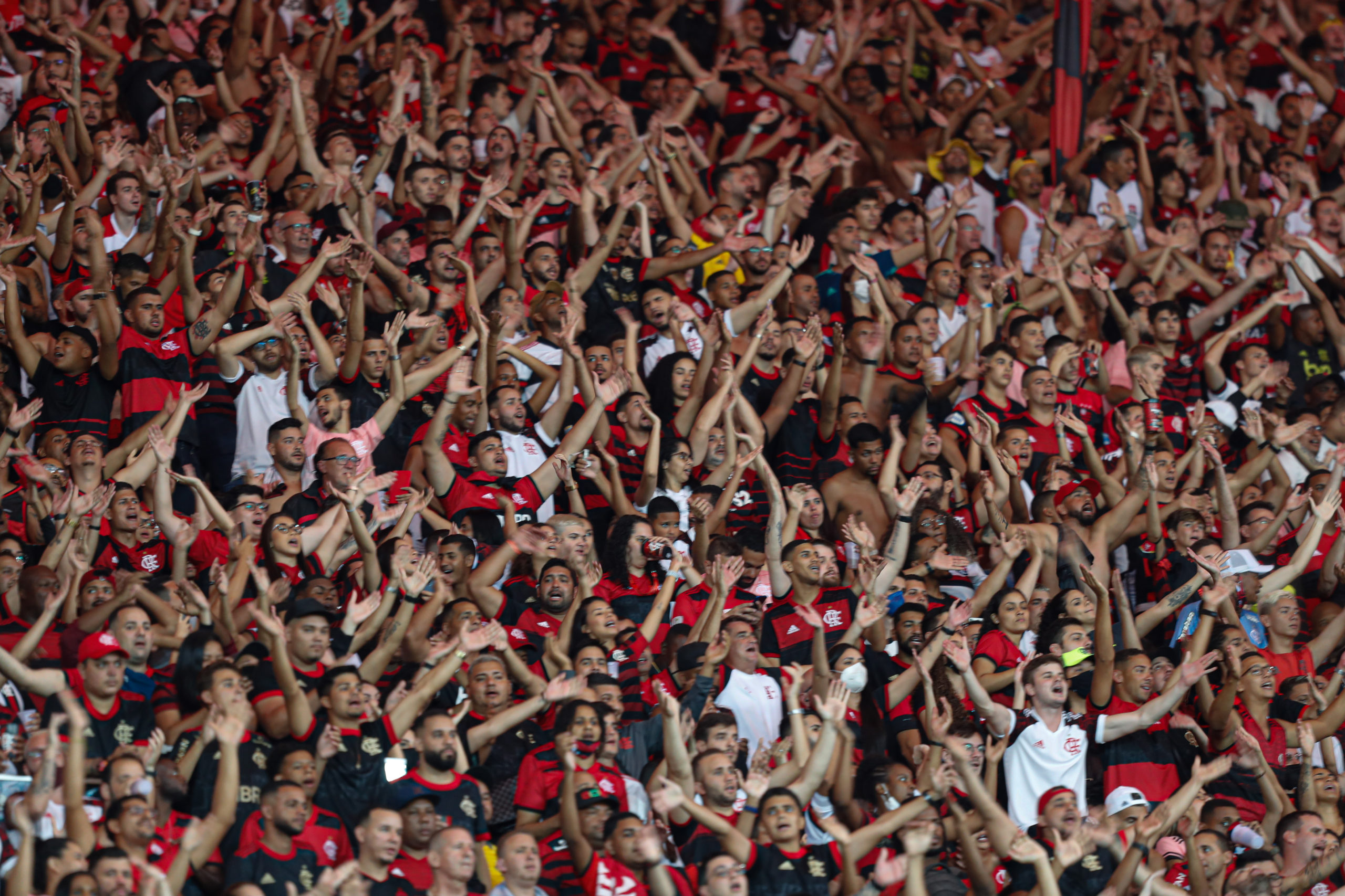 Flamengo informa que nova carga de ingressos para a Libertadores será disponibilizada nesta quinta-feira (4)