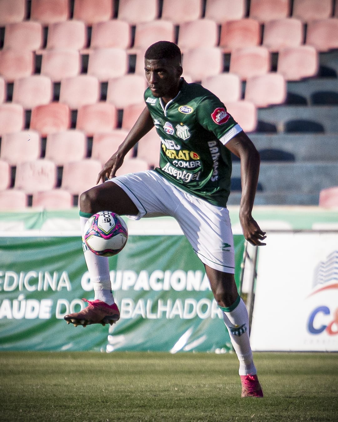 Encerrando a temporada com bons números, Eduardo Thuram foi destaque no Uberlândia