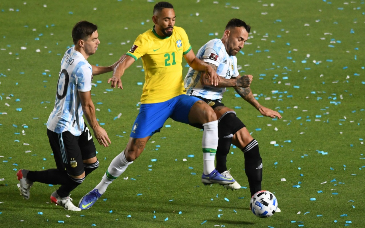 Brasil e Argentina empatam sem gols em jogo muito disputado