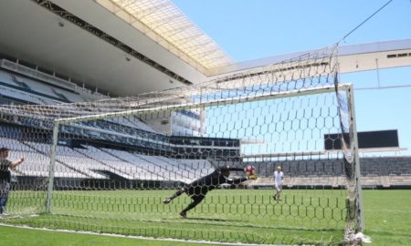 Neo Química Arena terá tour com direito a cobranças de pênalti para torcedores do Corinthians