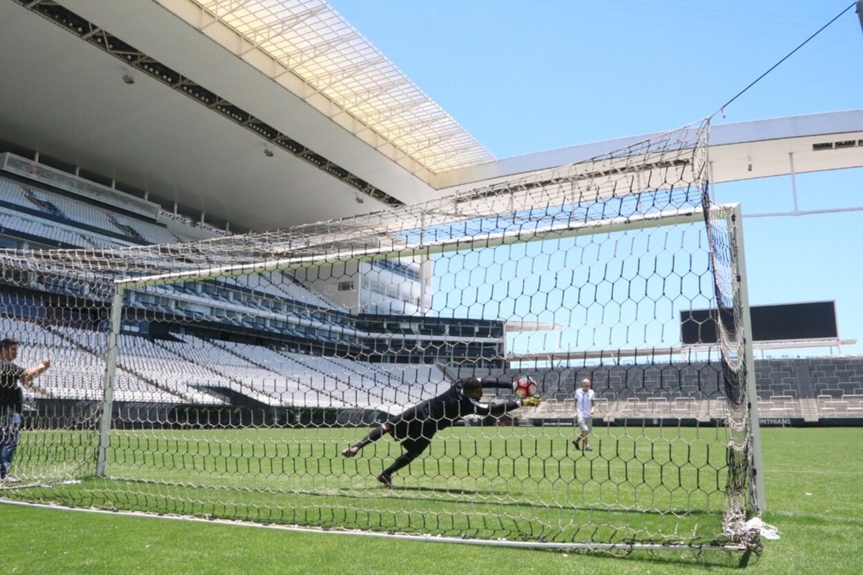 Neo Química Arena terá tour com direito a cobranças de pênalti para torcedores do Corinthians