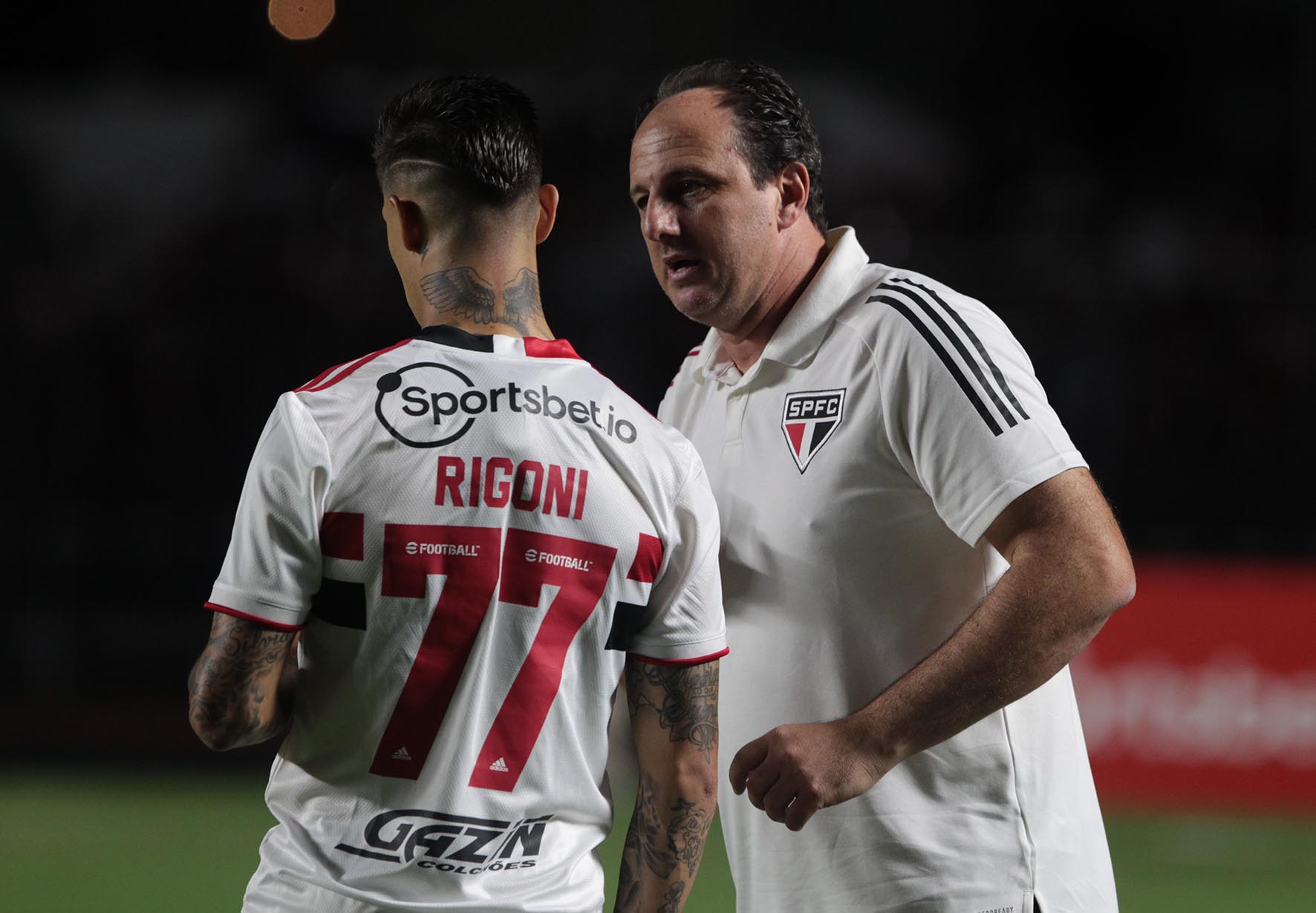 Rigoni comenta sobre pré-temporada com Ceni e projeta ano do São Paulo
