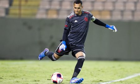 Após eliminação do Flamengo na Copinha, goleiro Bruno projeta o futuro: 'Temos muitos títulos para buscar'