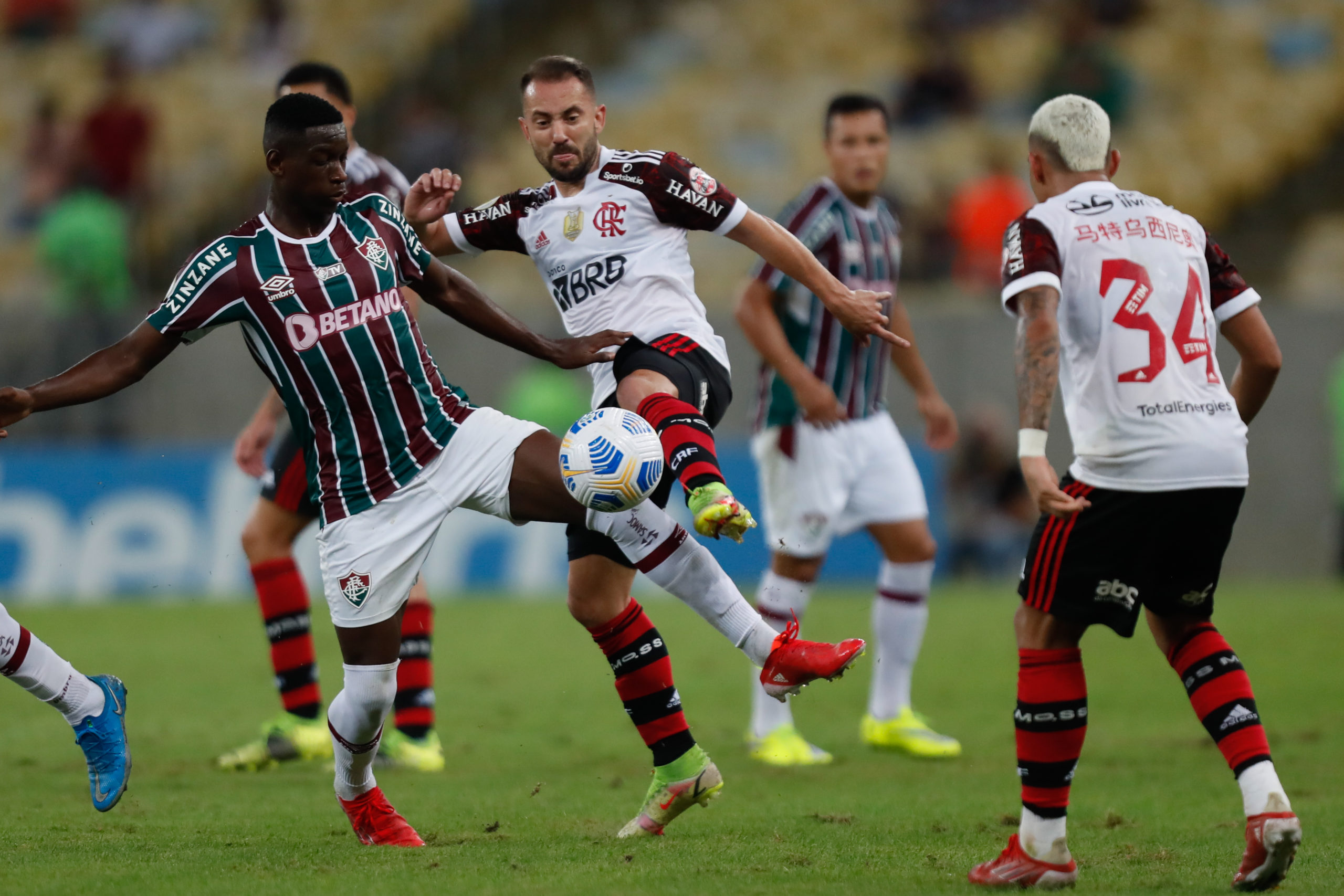 Novo palco: clássico entre Flamengo e Fluminense será disputado no Nilton Santos