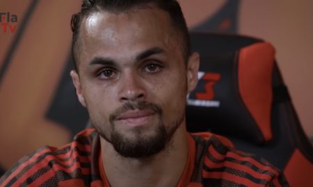 Em despedida emocionante, Michael se declara: ‘Hoje eu torço para o Flamengo’