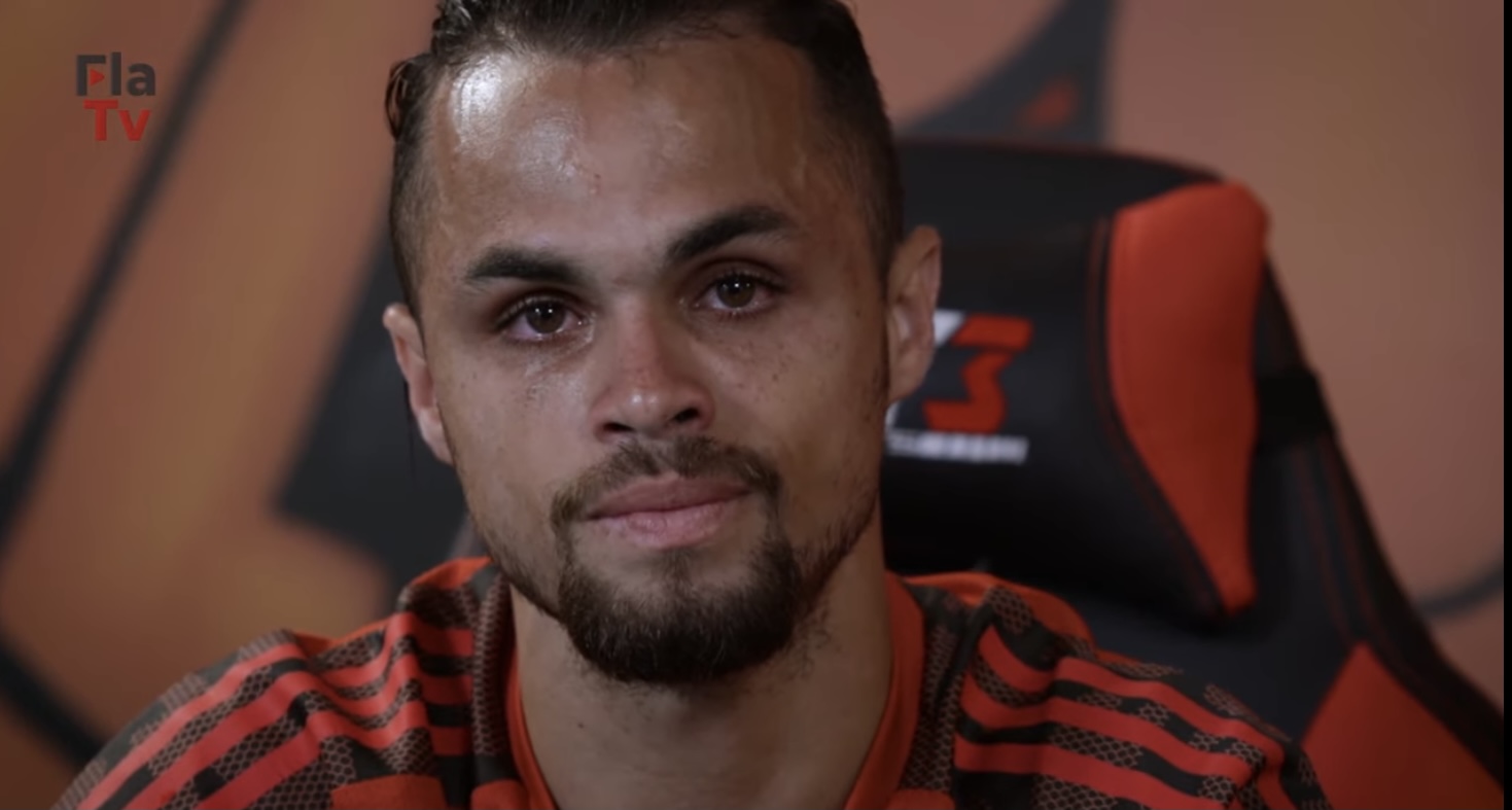 Em despedida emocionante, Michael se declara: ‘Hoje eu torço para o Flamengo’