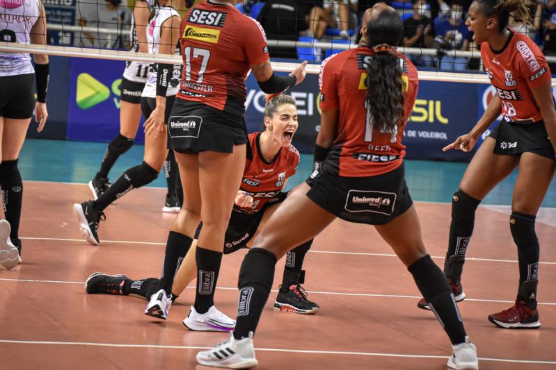 Sesi-Bauru vence o Minas e garante taça inédita da Supercopa de vôlei