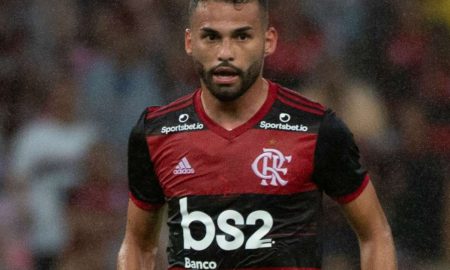 Thiago Maia em jogo do Flamengo