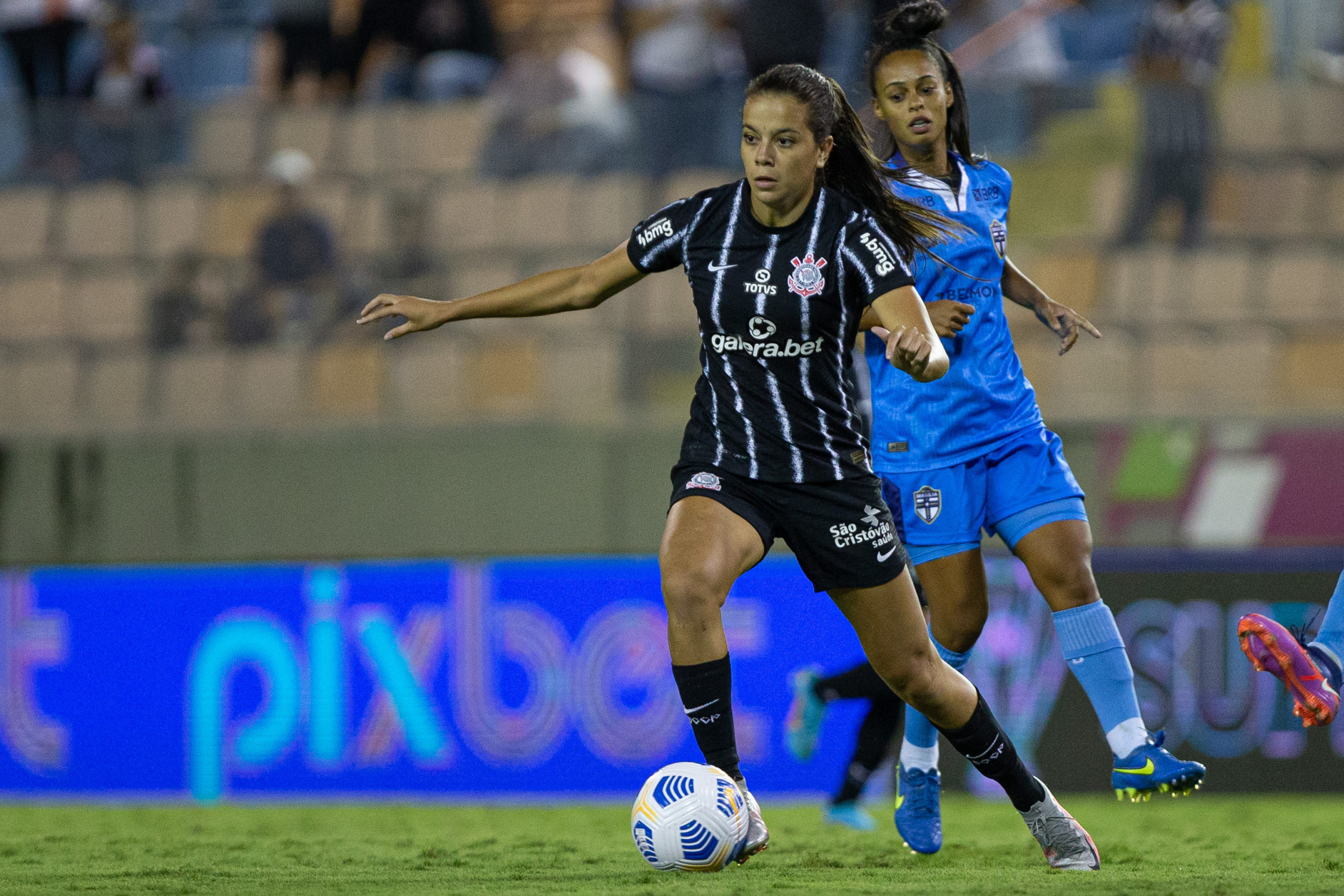 Conheça as jogadoras do time de futebol feminino do Corinthians