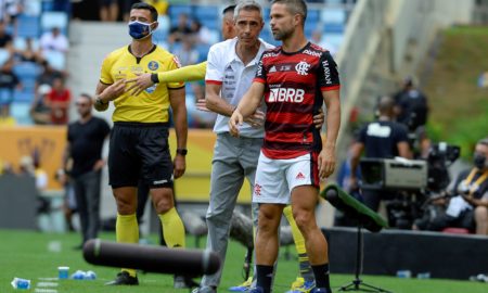 Flamengo x Santos: Árbitro explica expulsões e relata ofensa