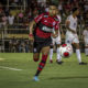 Lázaro celebra oportunidade no time titular do Flamengo: 'Bom para ganhar confiança'