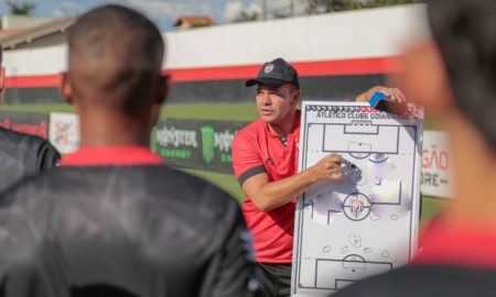 De treinador novo, Atlético-GO encara o Iporá com mudanças no time principal