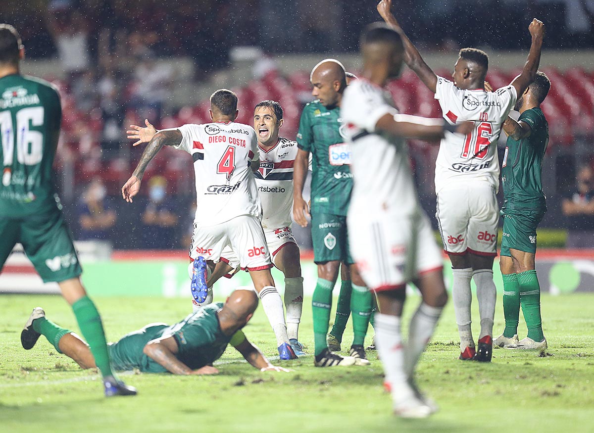 Bombou na semana do São Paulo: desfalques importantes, classificação na Copa do Brasil e mais; veja o top 5