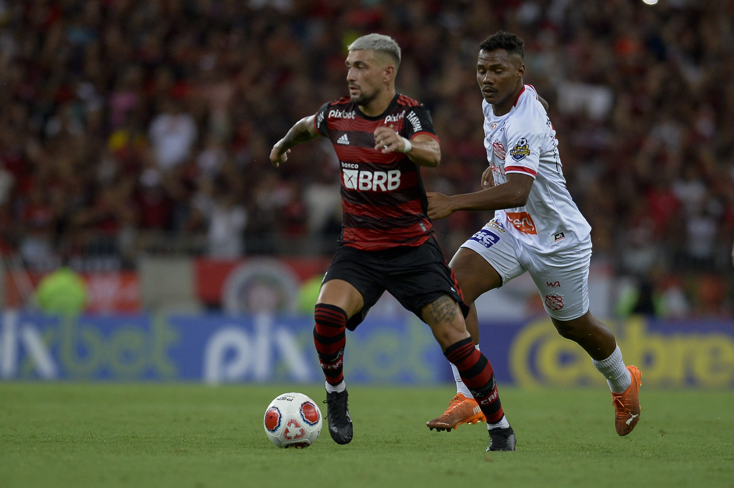 Atuações ENM: Com três gols em cada tempo, Flamengo goleia o Bangu no Maracanã; veja as notas