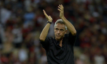 Paulo Sousa parabeniza torcida em sua estreia no Maracanã: ‘Hoje me sinto verdadeiramente treinador do Flamengo’