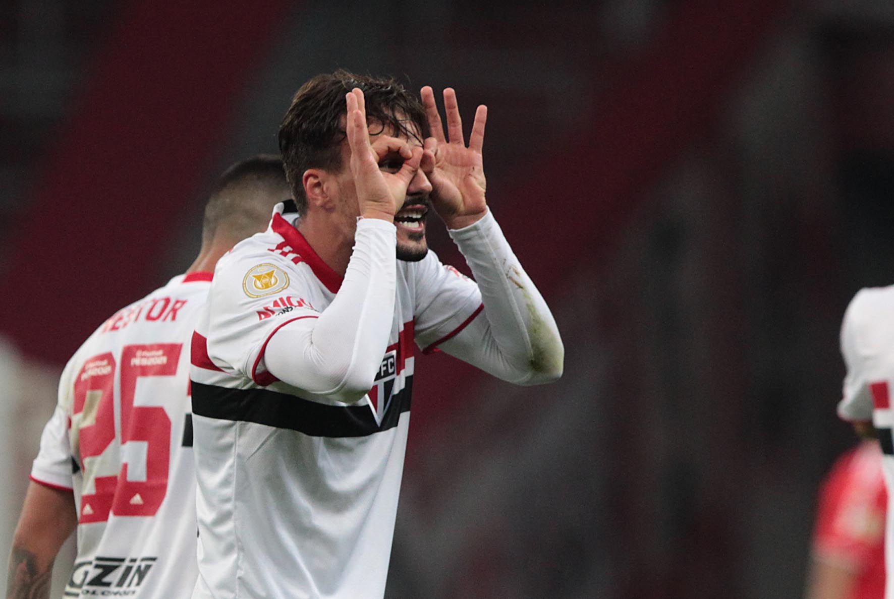 Igor Gomes é eleito craque do jogo e se destaca em empate do São Paulo contra o RB Bragantino