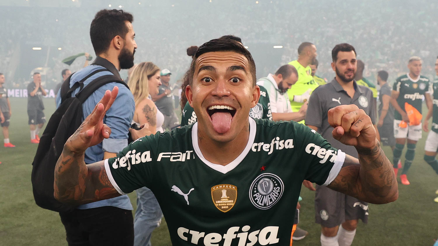 O jogador Dudu, 7da SE Palmeiras, comemora à conquista do título contra a equipe do São Paulo FC, após partida válida pela final, volta, do Campeonato Paulista, Série A1, na arena Allianz Parque. (Foto: Cesar Greco)