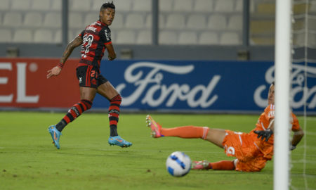 Autor de gol na estreia do Flamengo, Bruno Henrique integra time da semana da Libertadores