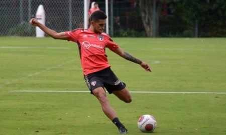 Nestor aumenta lista de desfalques para Ceni; veja como foi treino do São Paulo