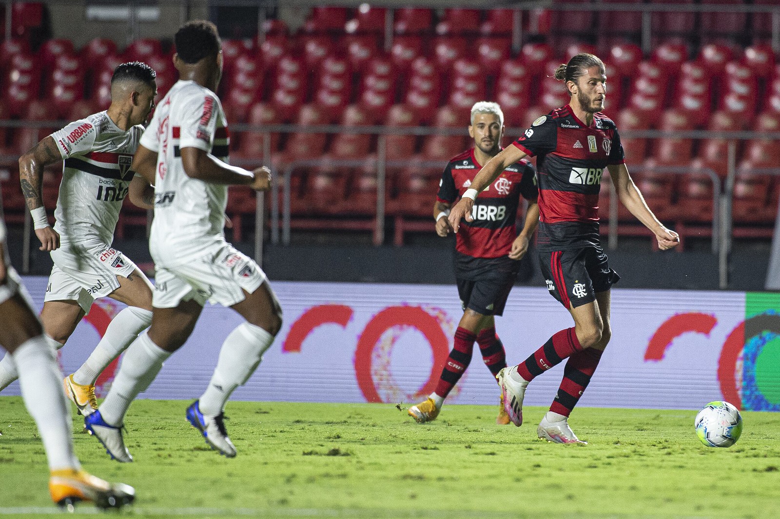 Após duas goleadas em 2021, Flamengo tenta repetir a dose sobre o São Paulo neste domingo