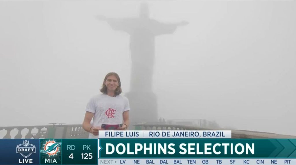 NFL Draft: Filipe Luís, do Flamengo, anunciará a escolha do Miami Dolphins  no Cristo Redentor