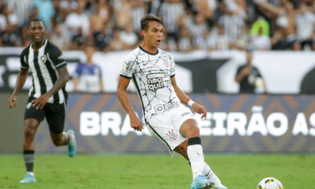 Giovane em sua estreia pelo Corinthians