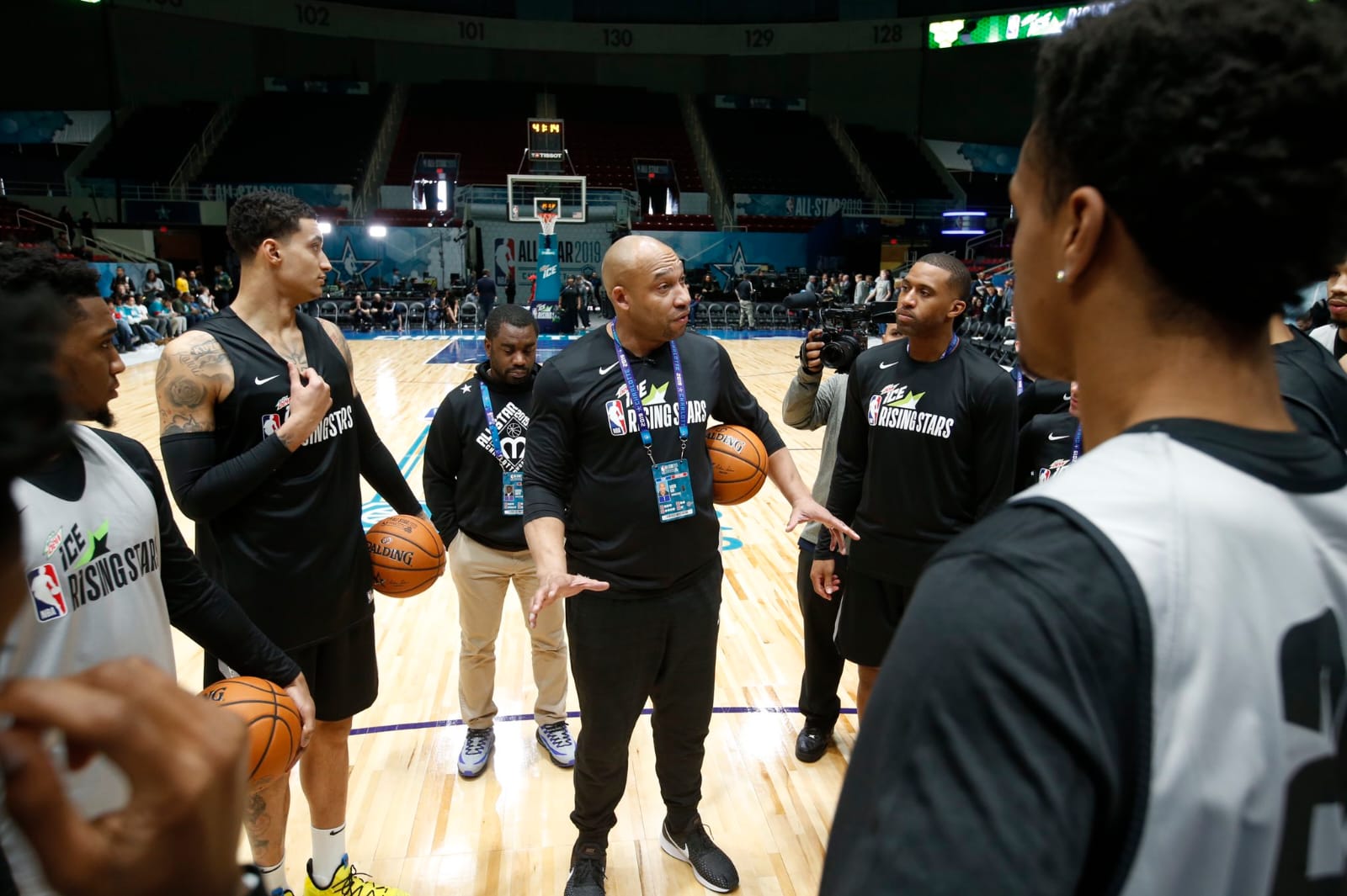 Darvin Ham Técnico Lakers Bucks