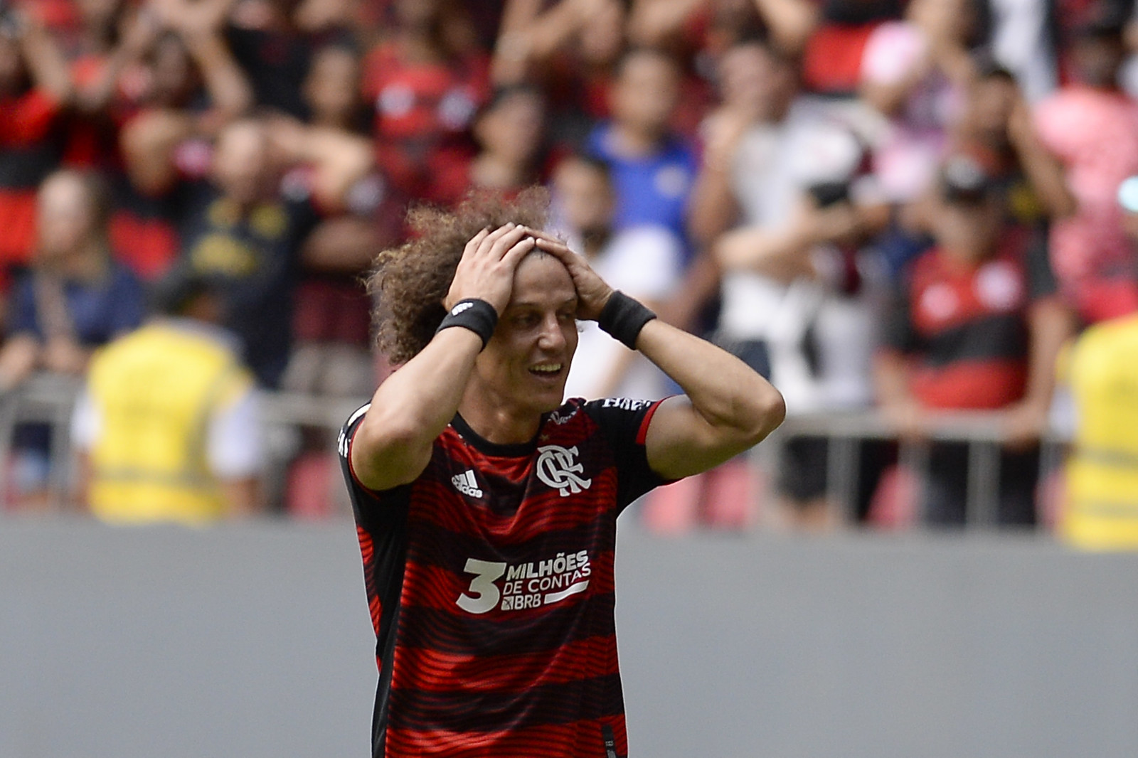 David Luiz não joga contra a Universidad Católica; Rodrigo Caio treina normalmente após susto