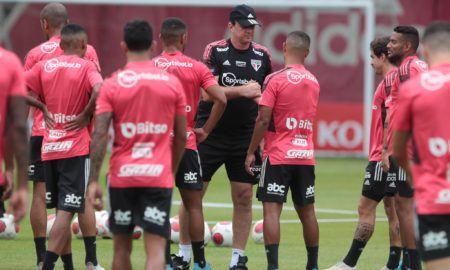 Após folga na segunda-feira, o elenco do São Paulo irá se reapresentar na manhã desta terça (17), às 11h, para iniciar o treino de preparação para encarar o Jorge Wilstermann,