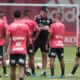 Após folga na segunda-feira, o elenco do São Paulo irá se reapresentar na manhã desta terça (17), às 11h, para iniciar o treino de preparação para encarar o Jorge Wilstermann,