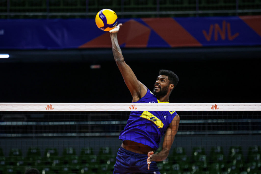 Para Bruninho, Leal é o melhor jogador do mundo no vôlei atual