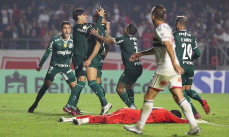 São Paulo é derrotado pelo rival Palmeiras e vê cair invencibilidade de 14 partidas no Morumbi