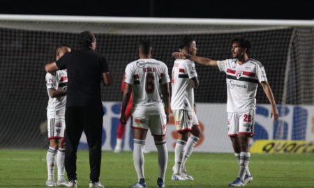 Rendimento do São Paulo no segundo tempo tem caído nos últimos três jogos; veja os números